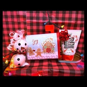 Perfectly Posh pampering Mail Box set